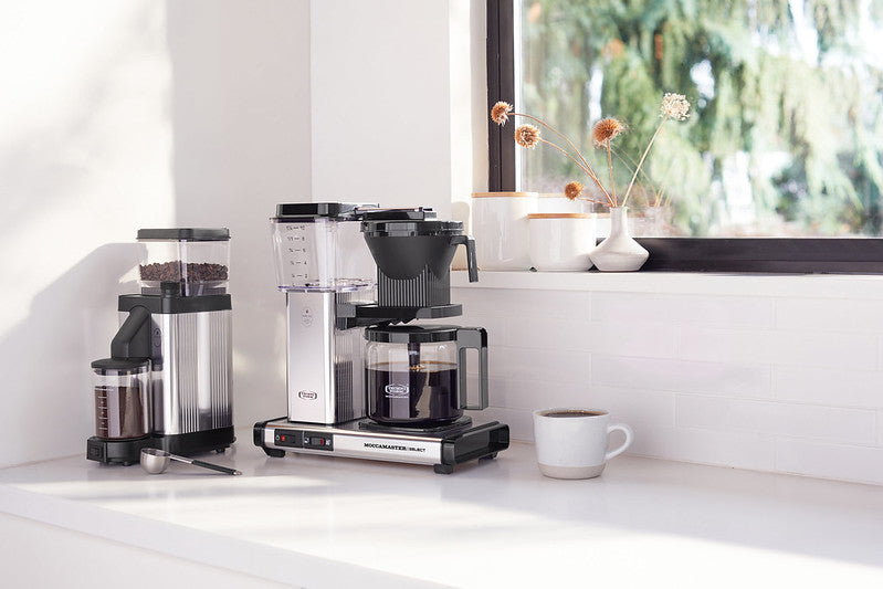 KM5 Burr Grinder Lifestyle
